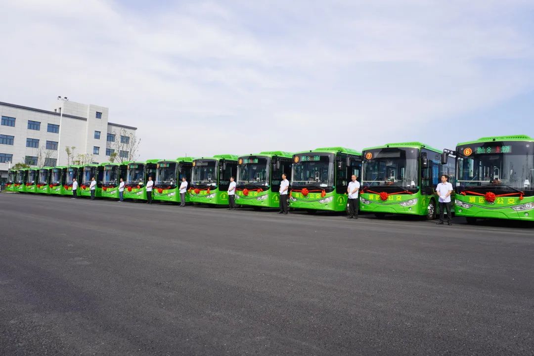 دفعة من حافلات Ankai عالية الجودة تم تسليمها إلى مدينة Qianshan