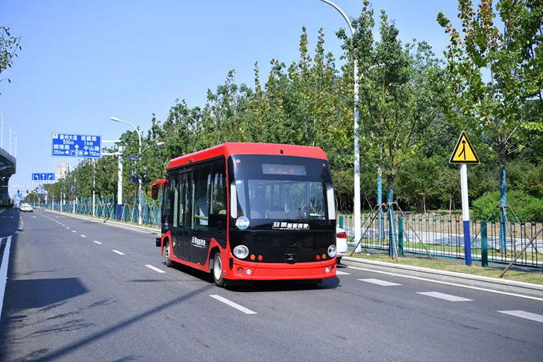 
     تواصل حافلة Ankai ذاتية القيادة تعزيز حضورها في السوق
    