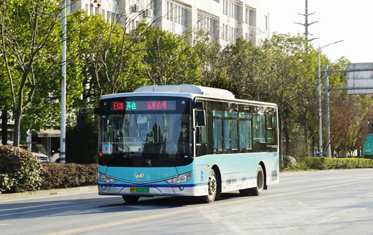 
     توفر حافلات أنكاي المزيد من وسائل الراحة أثناء السفر على مسارات الحافلات عبر المقاطعات
    